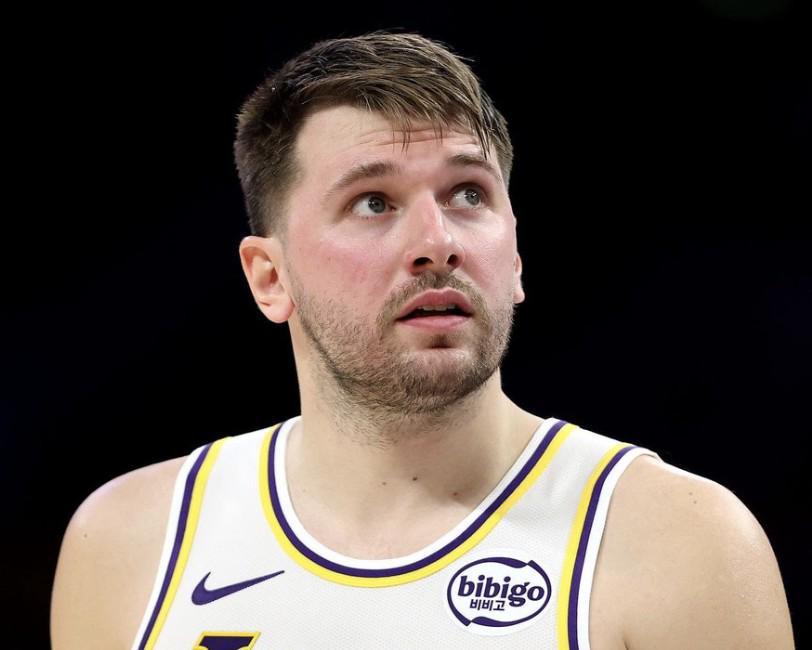 爱奇艺体育官网-荣膺全明星票王，东契奇：感谢为我投票的球迷，这是莫大的荣誉