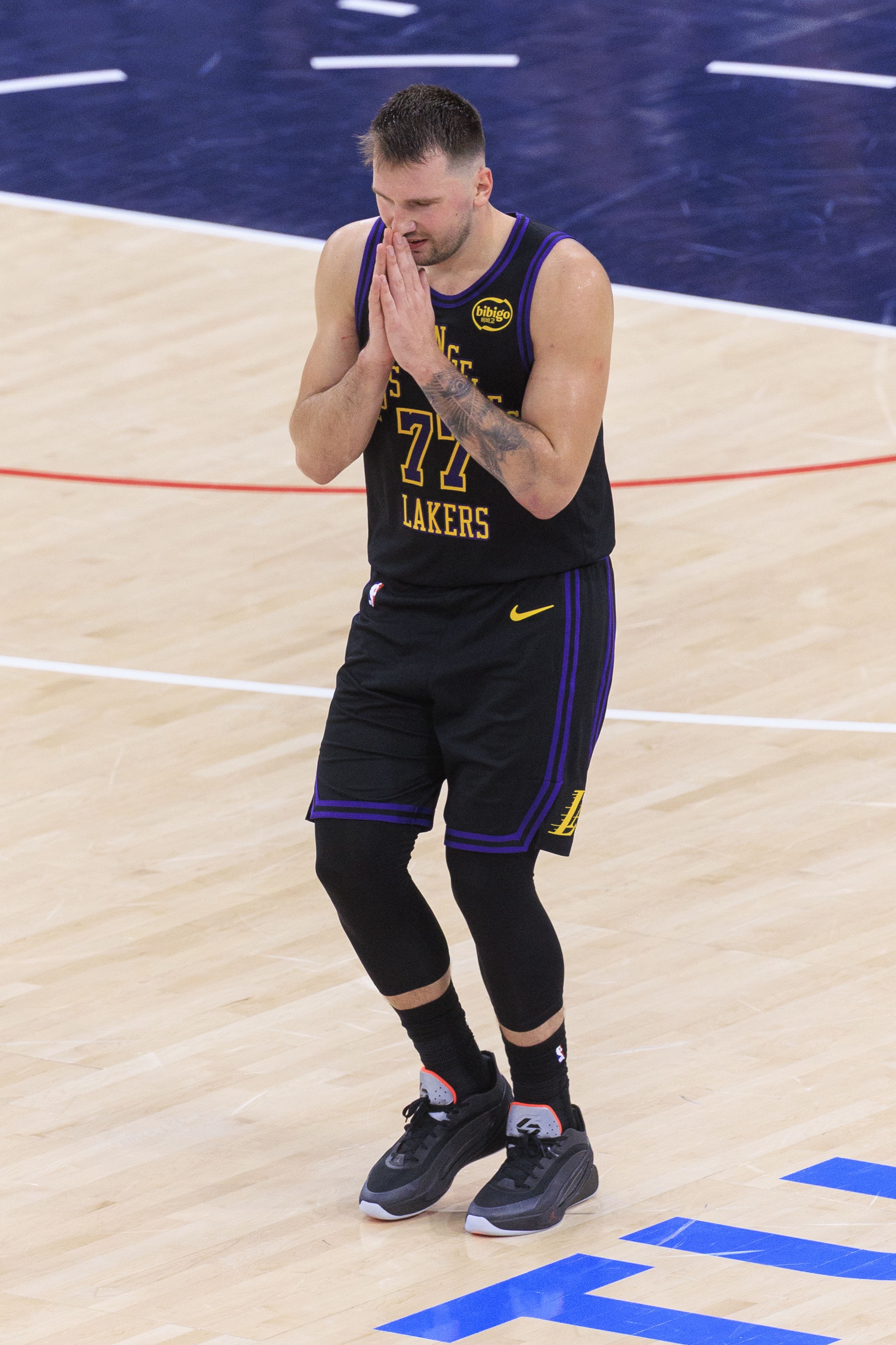 爱奇艺体育直播-Skip：东契奇最后拒投空位三分 因为他知道他三分不行 这没人提？